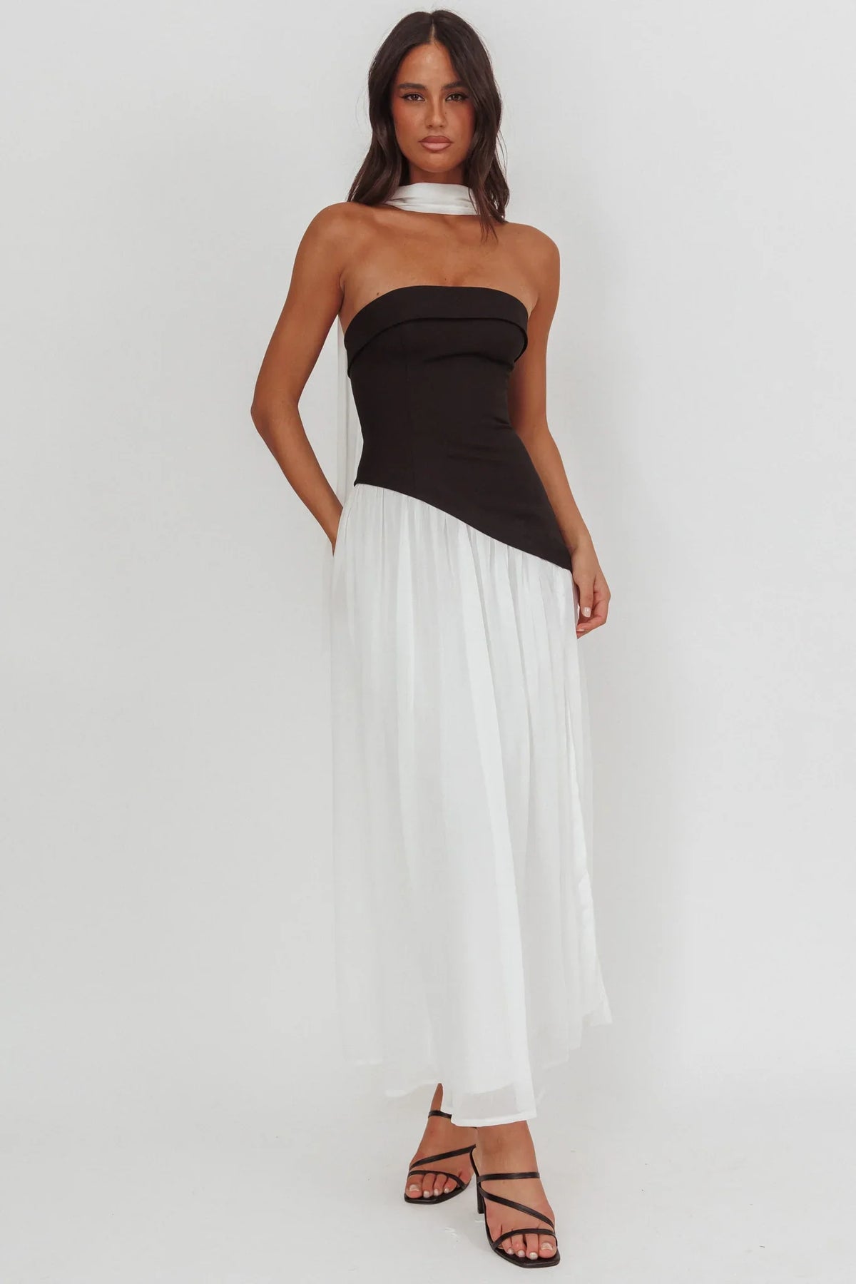 Mariabella Contrast Bodice Maxi Dress Black/White