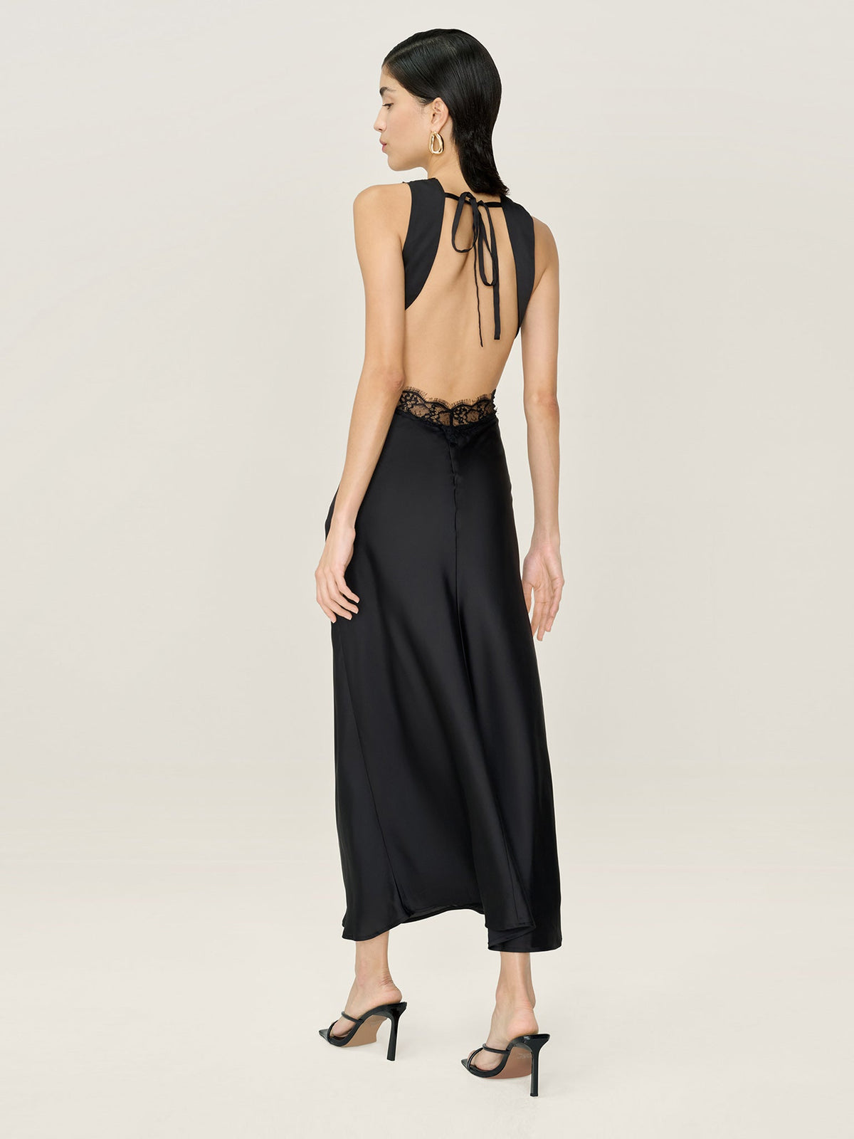 Aurelia Dress in Black