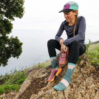Darn Tough Socks Women's Bear Town Micro Crew