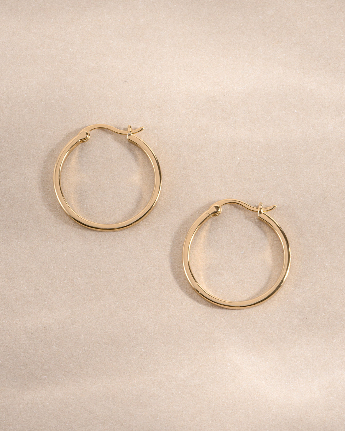 18mm Flat Hoops