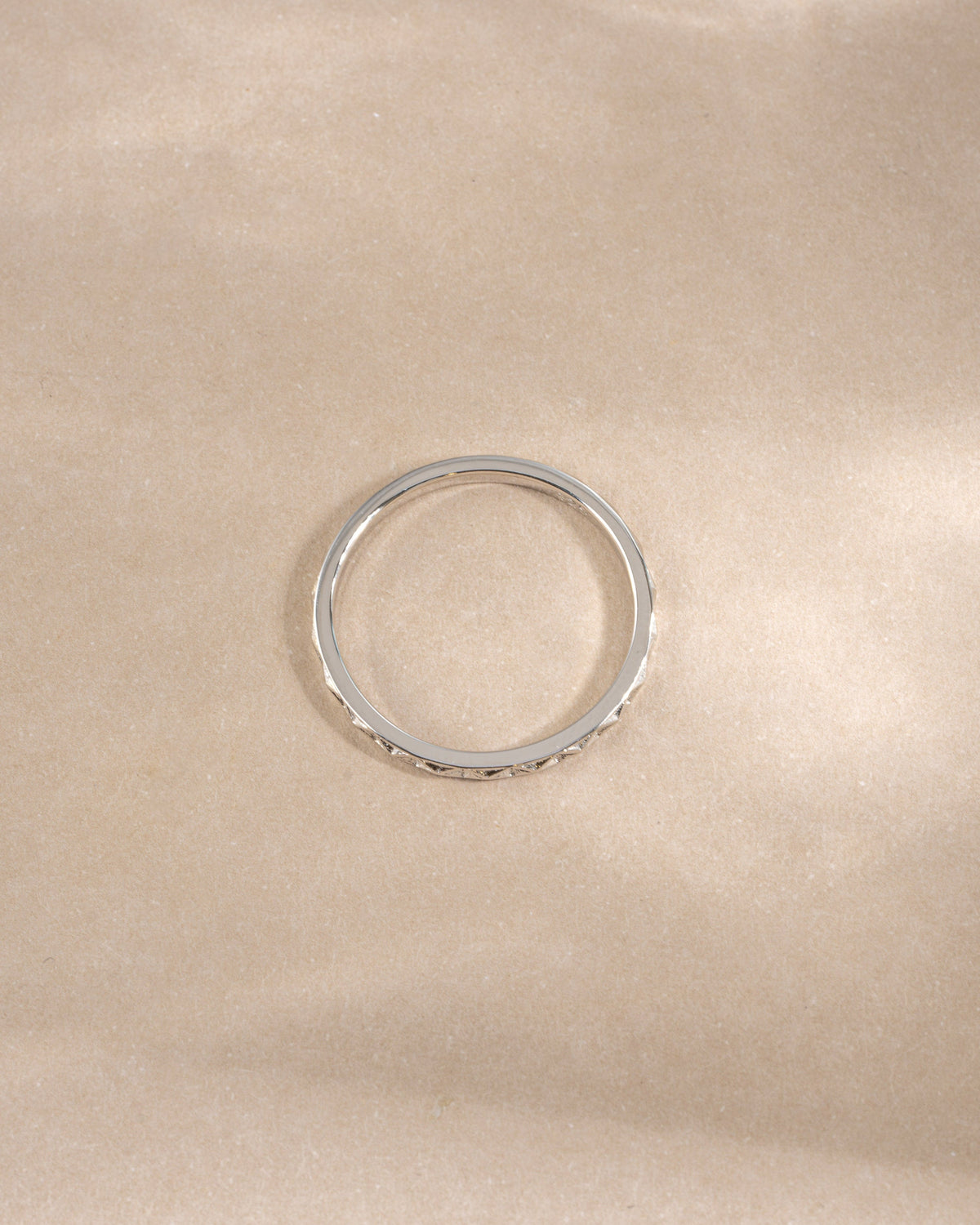 Simple Geometric Stacking Ring