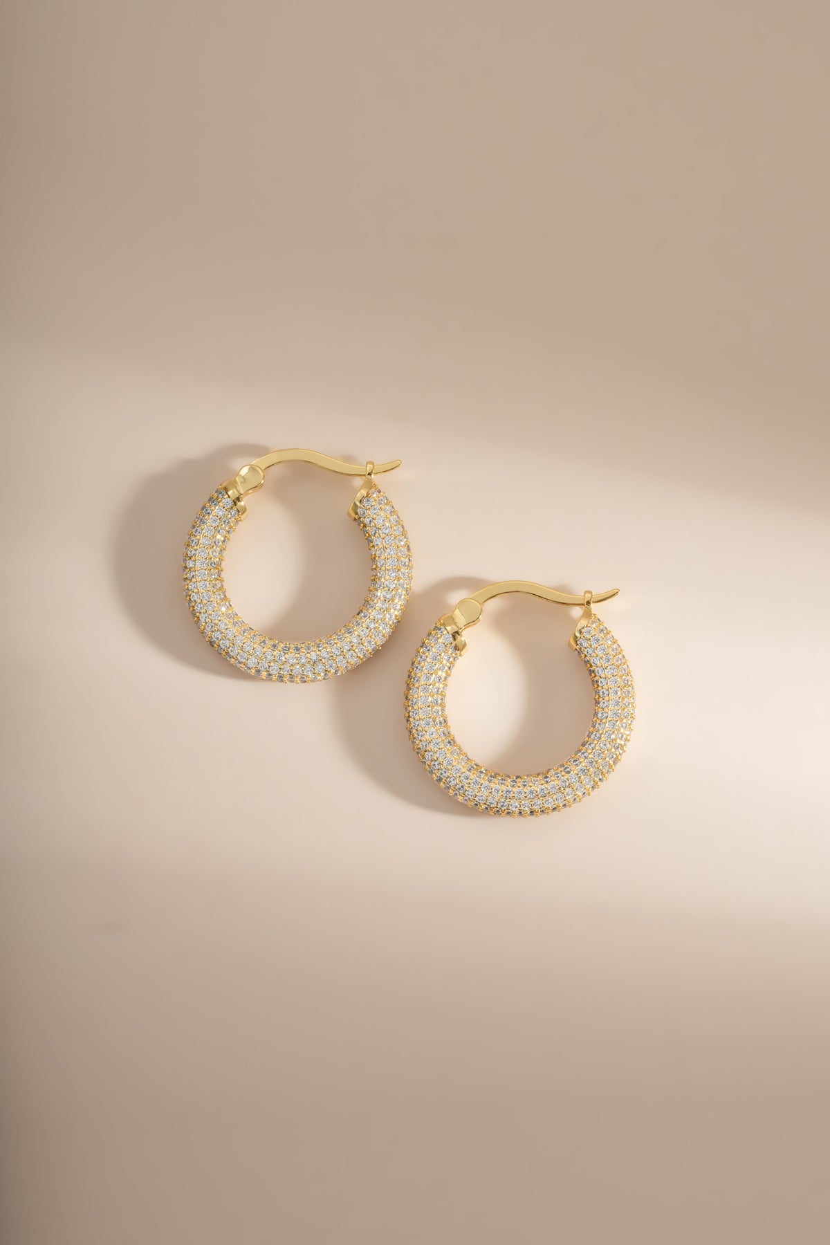 Pavé Tube Hoops