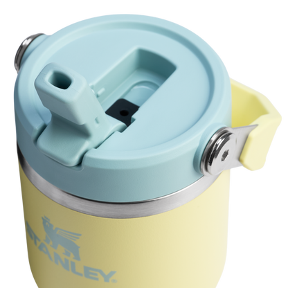 The IceFlow™ Flip Straw Tumbler | 14 OZ | 0.41 L