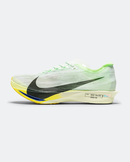 ZoomX Streakfly 2 - Barely Green/Black Spruce-Volt Ice